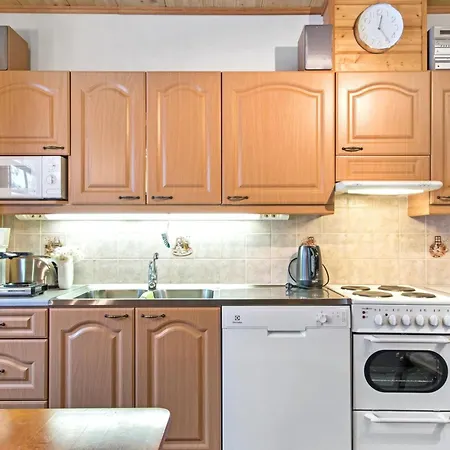 Kurunkynsi Ii By Interhome Holiday home Akaslompolo